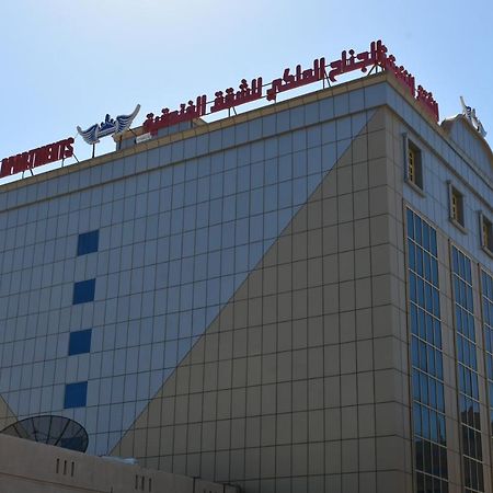 Royal Suite Hotel Apartments Al Huwayl Экстерьер фото