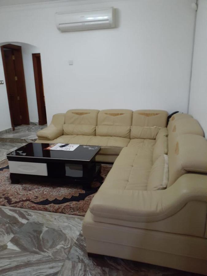 Royal Suite Hotel Apartments Al Huwayl Экстерьер фото